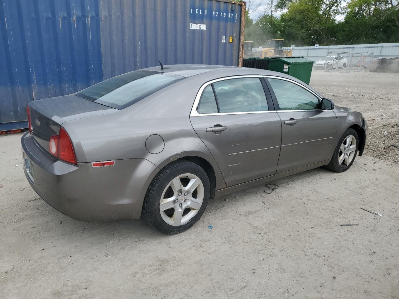 2010 Chevrolet Malibu Ls - Фото 3