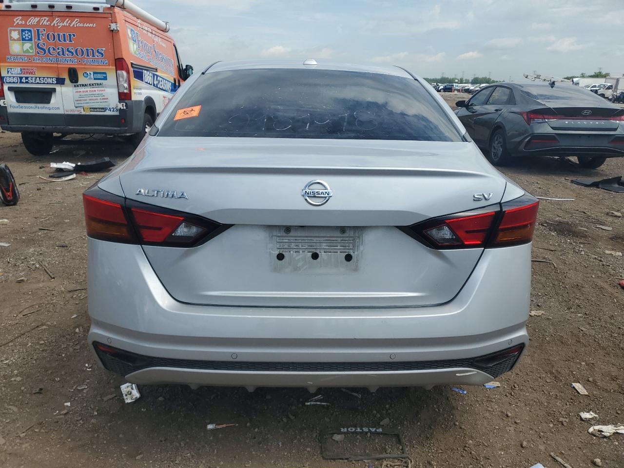 2022 Nissan Altima Sv - Image 6