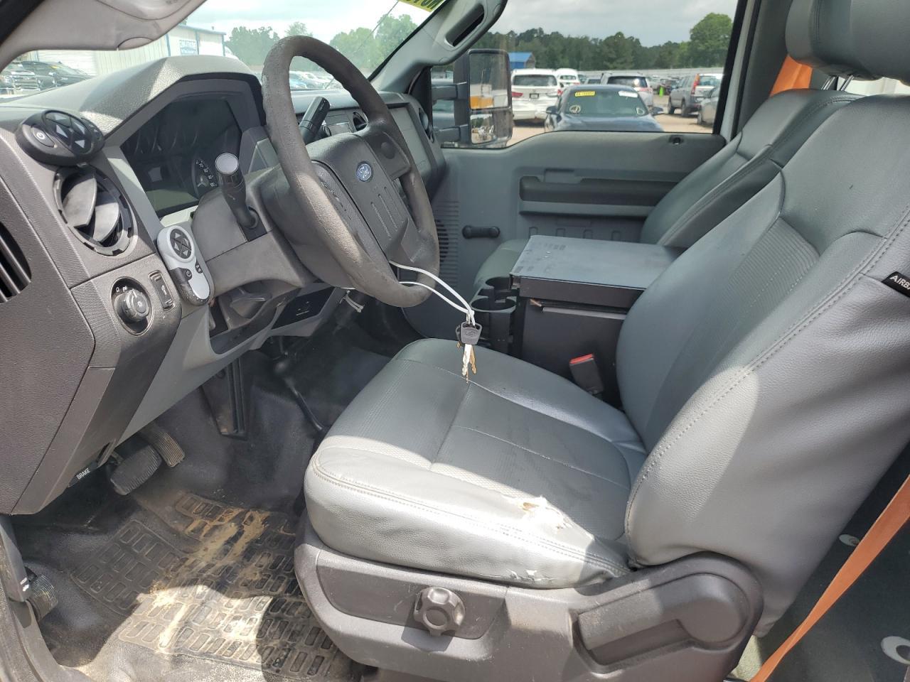 2015 Ford F450 Super Duty - Image 7