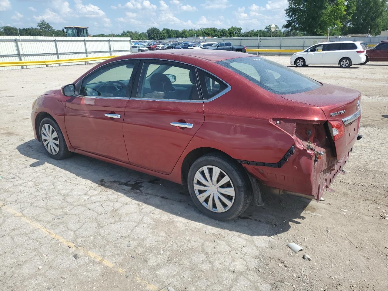 2014 Nissan Sentra S - Фото 2