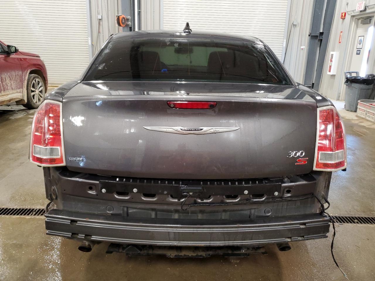 2014 Chrysler 300 S - Фото 6