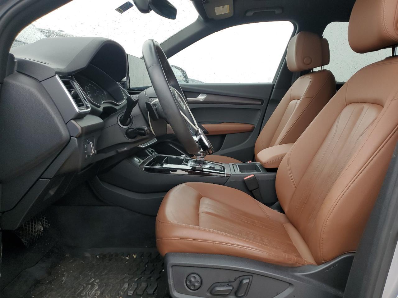 2022 Audi Q5 Premium 45 - Фото 7