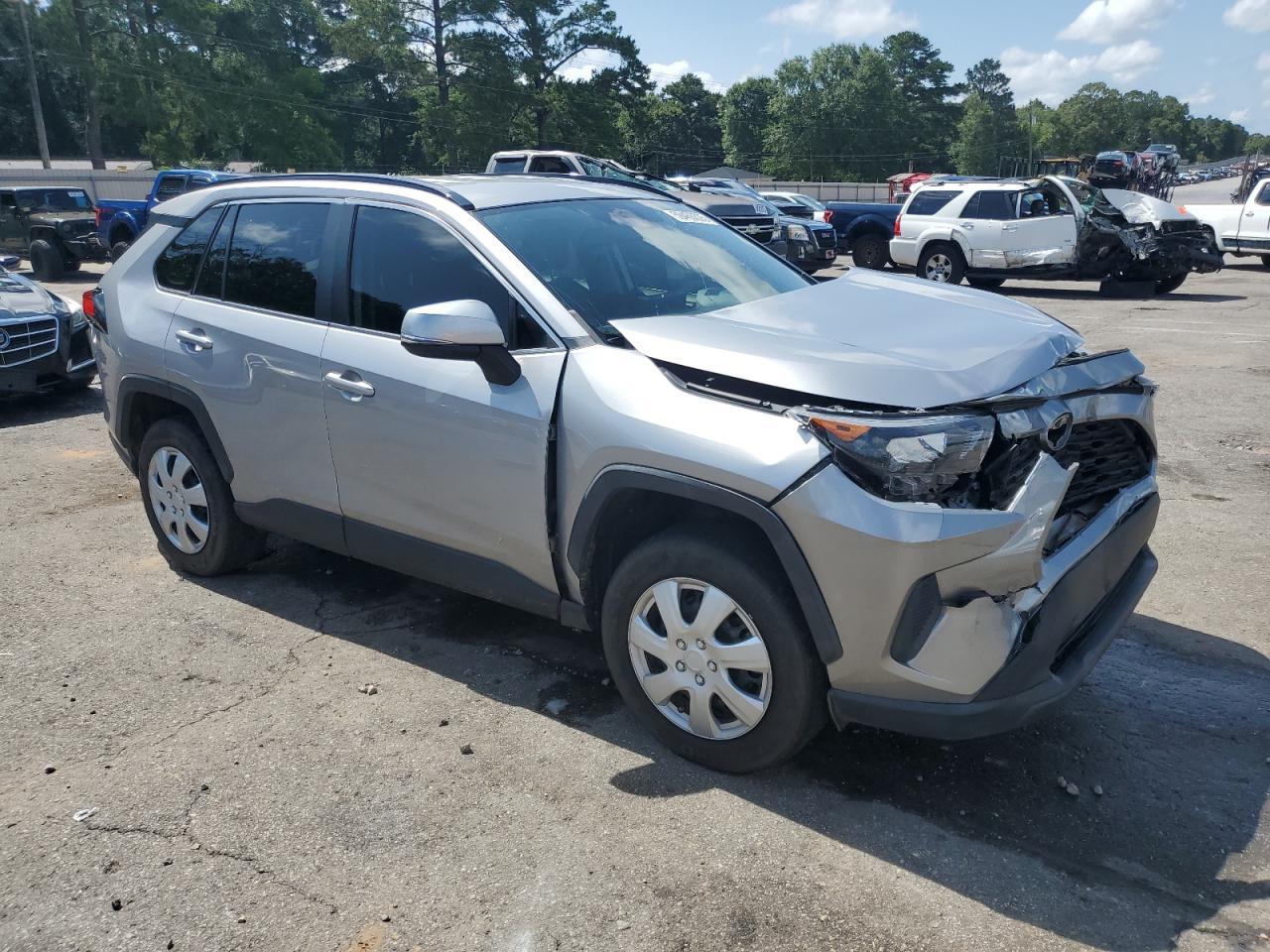 2021 Toyota Rav4 Le - Фото 4