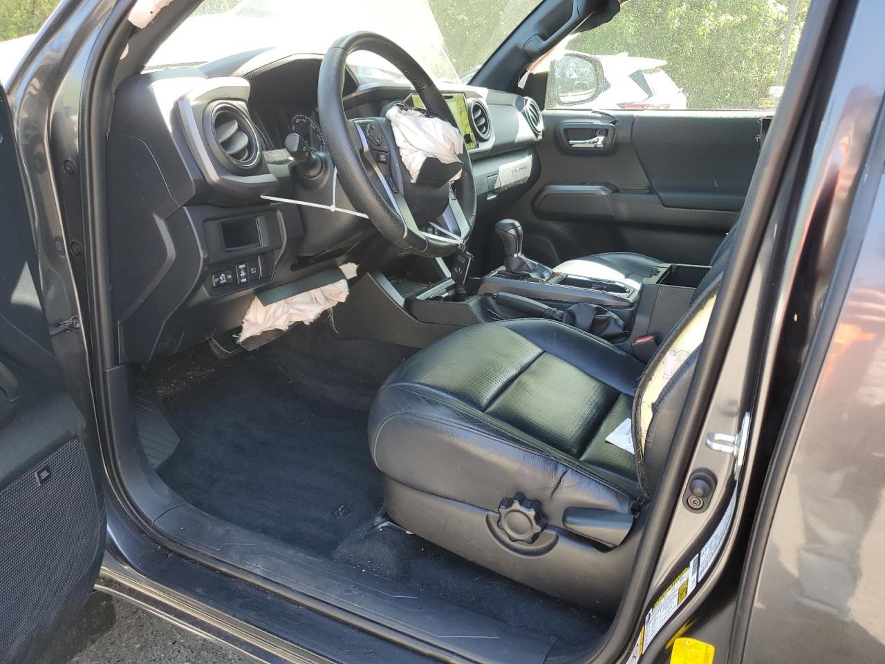 2019 Toyota Tacoma Double Cab - Image 7