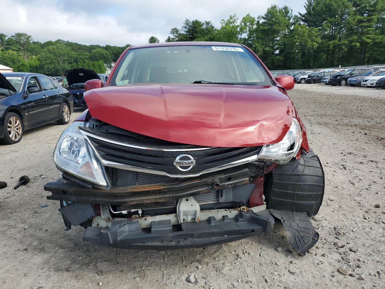2011 Nissan Versa S - Фото 5