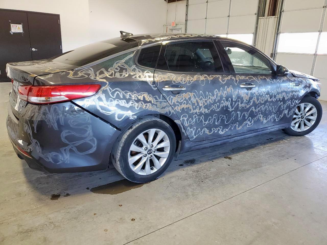 2017 Kia Optima Ex - Фото 3