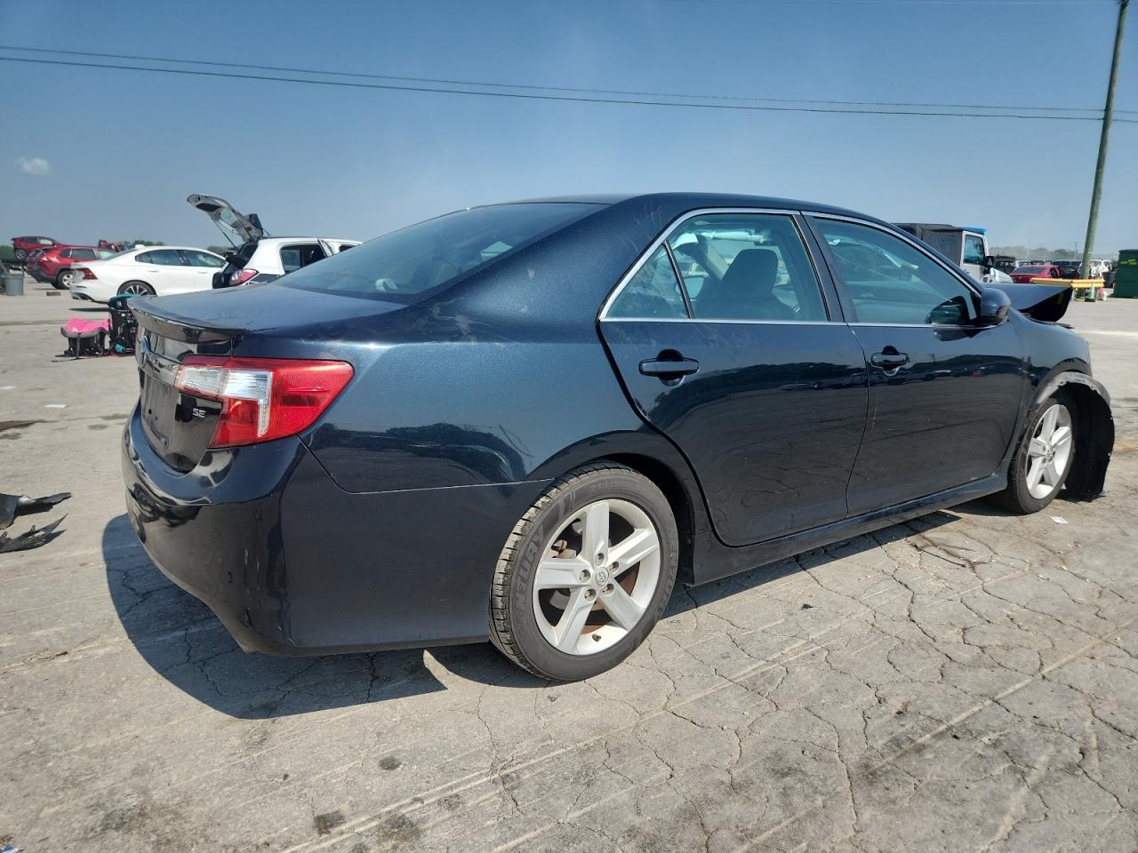 2013 Toyota Camry L - Image 3
