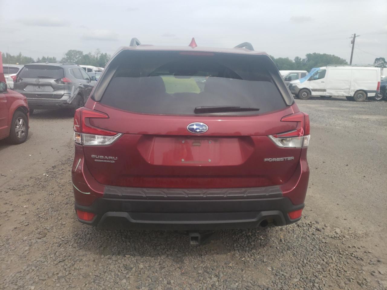 2020 Subaru Forester Premium - Image 6