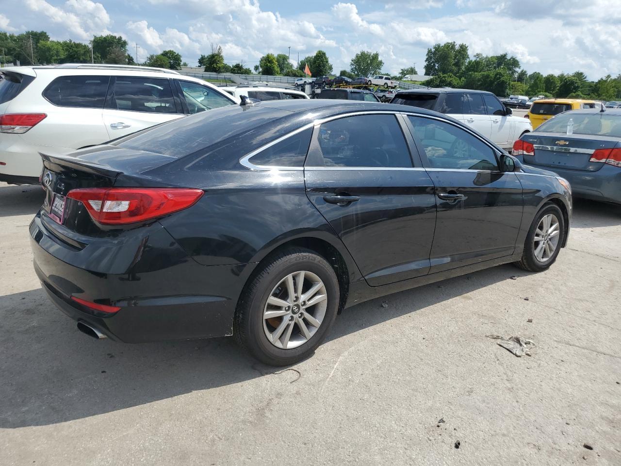 2017 Hyundai Sonata Se - Фото 3