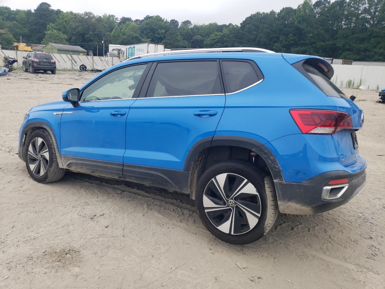 2024 Volkswagen Taos Se - Фото 2