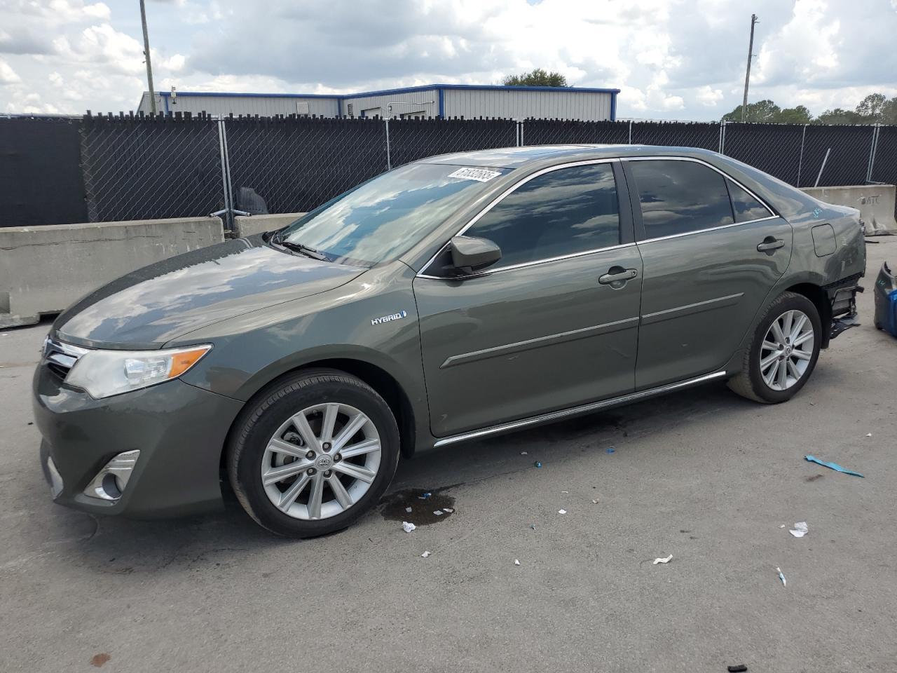 2014 Toyota Camry Hybrid
