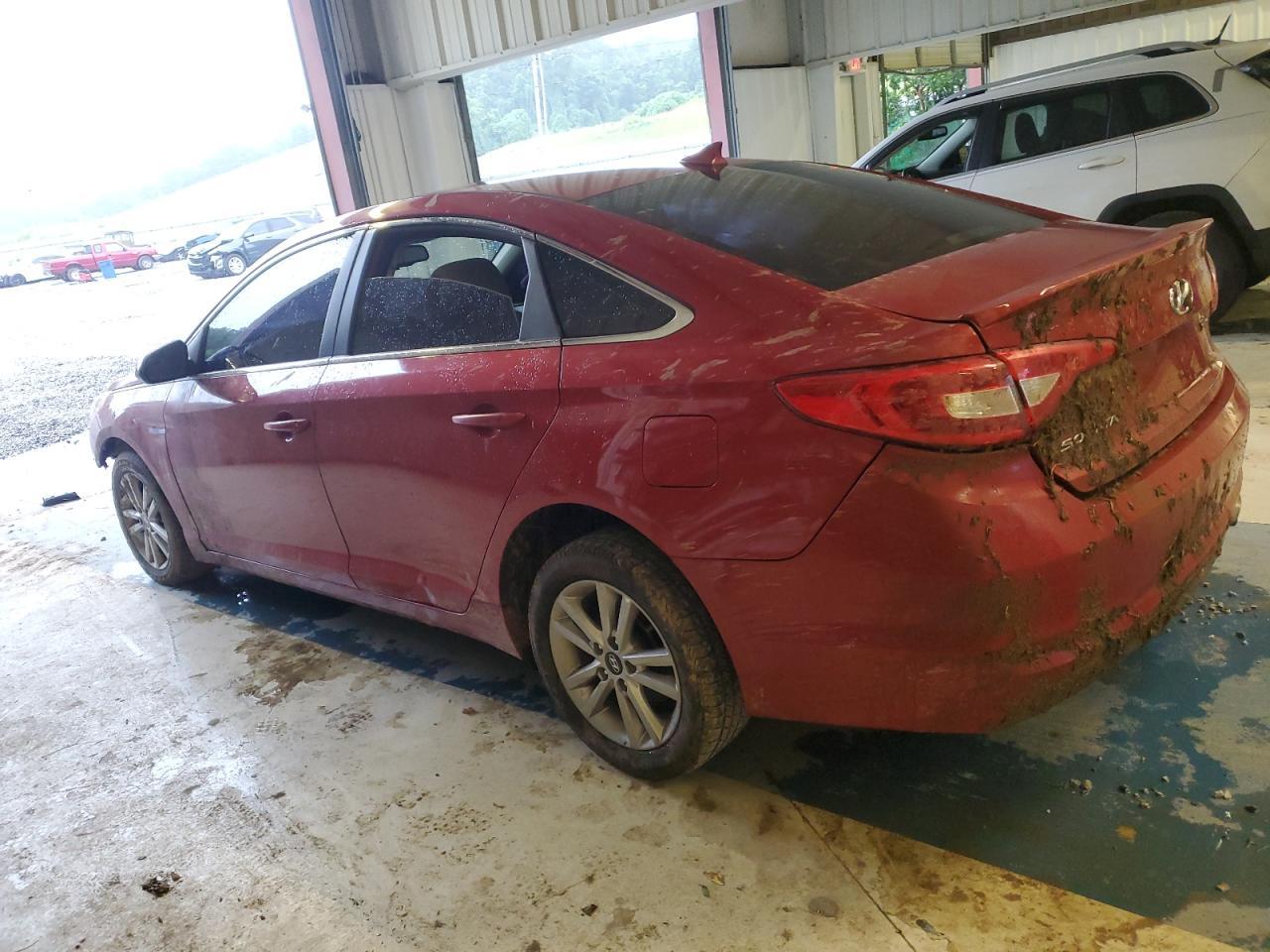 2017 Hyundai Sonata Se - Image 2