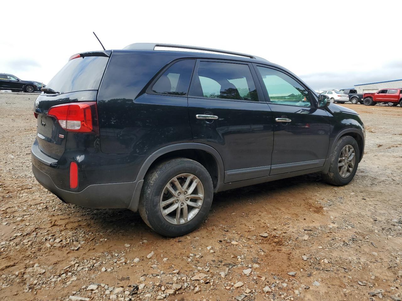 2014 Kia Sorento Lx - Image 3