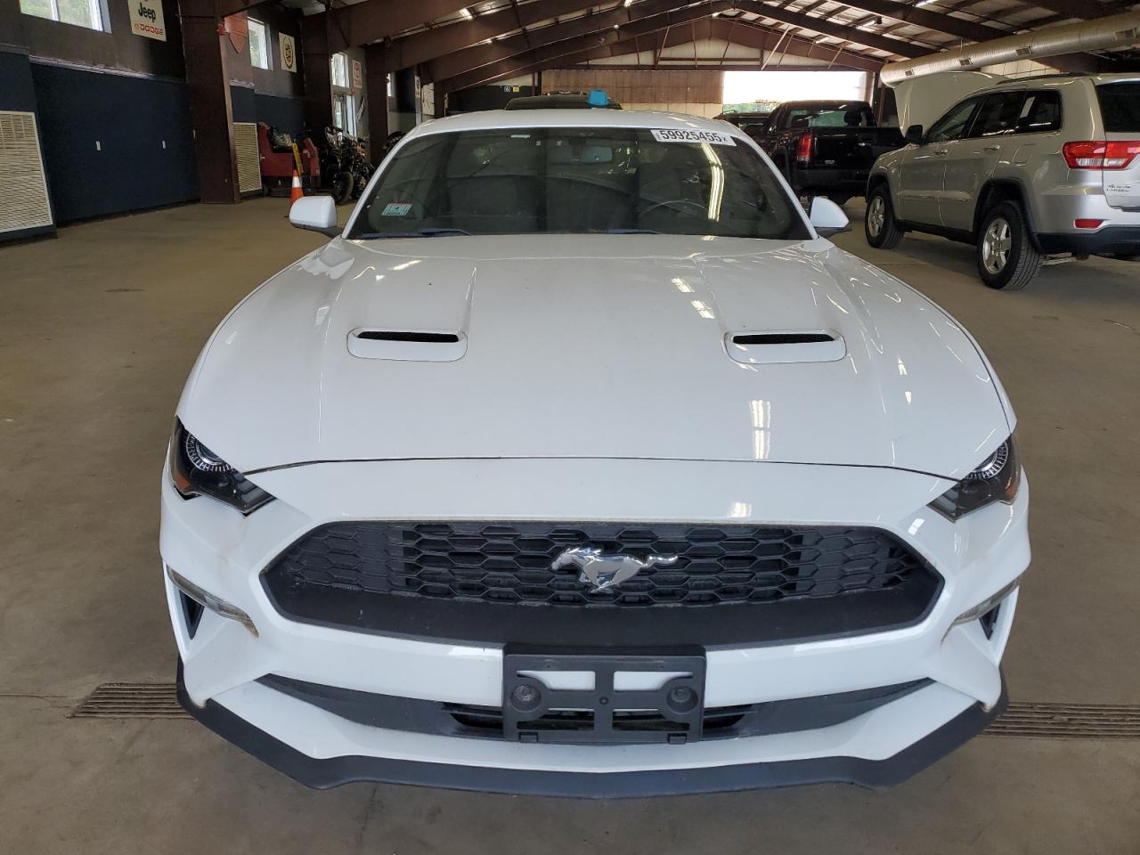 2018 Ford Mustang - Фото 5