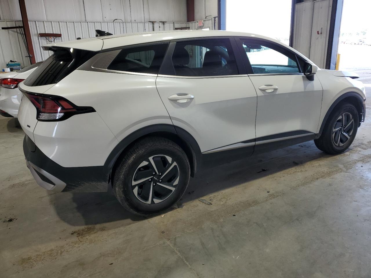 2023 Kia Sportage Lx - Фото 3