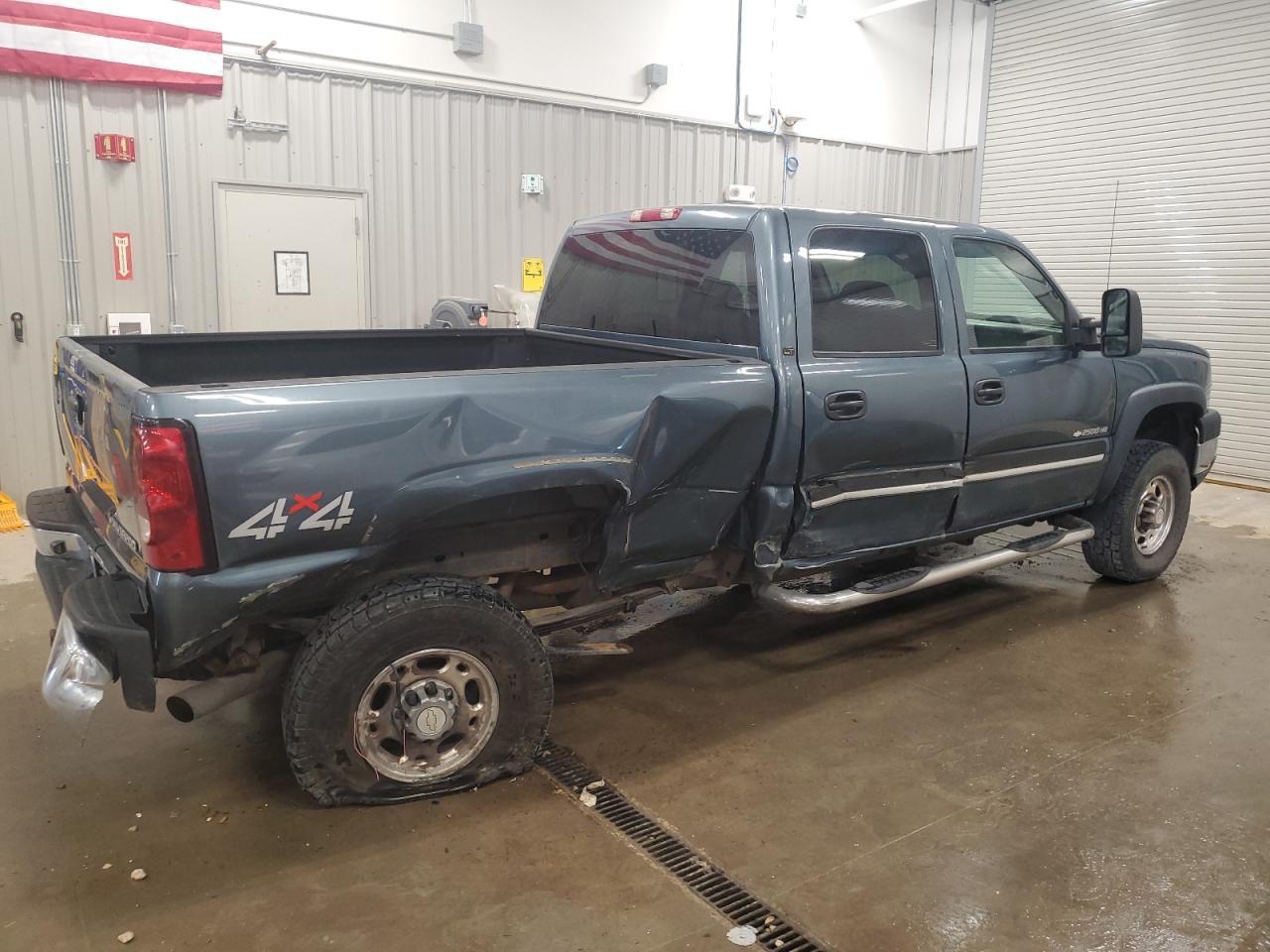2006 Chevrolet Silverado K2500 Heavy Duty - Фото 3