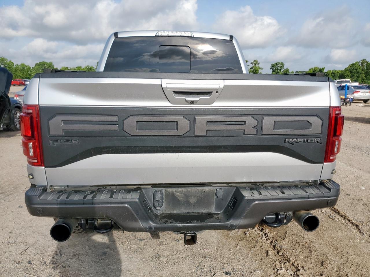 2019 Ford F150 Raptor - Image 6