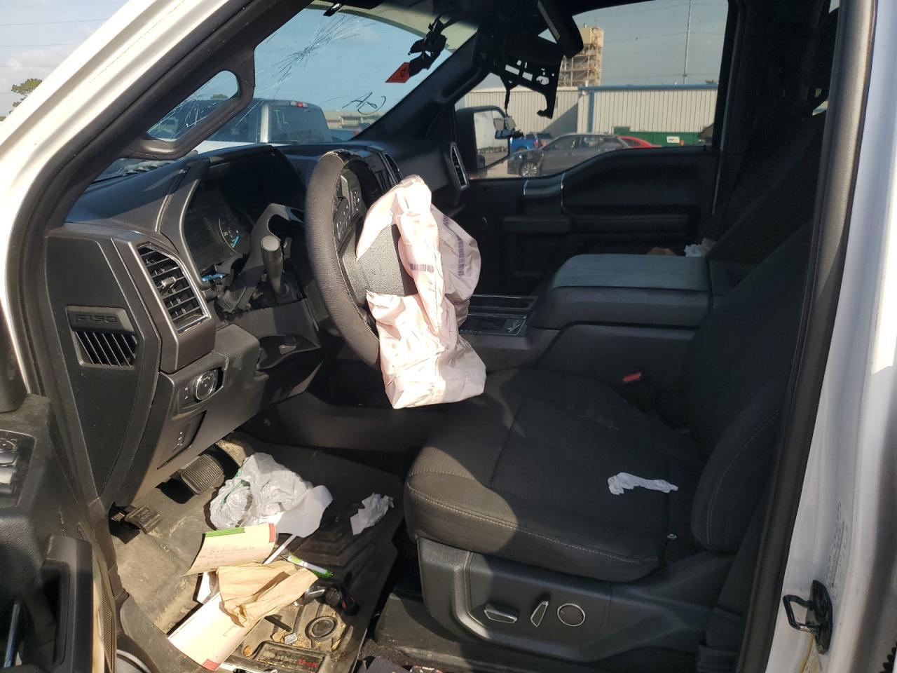 2015 Ford F150 Supercrew - Фото 7