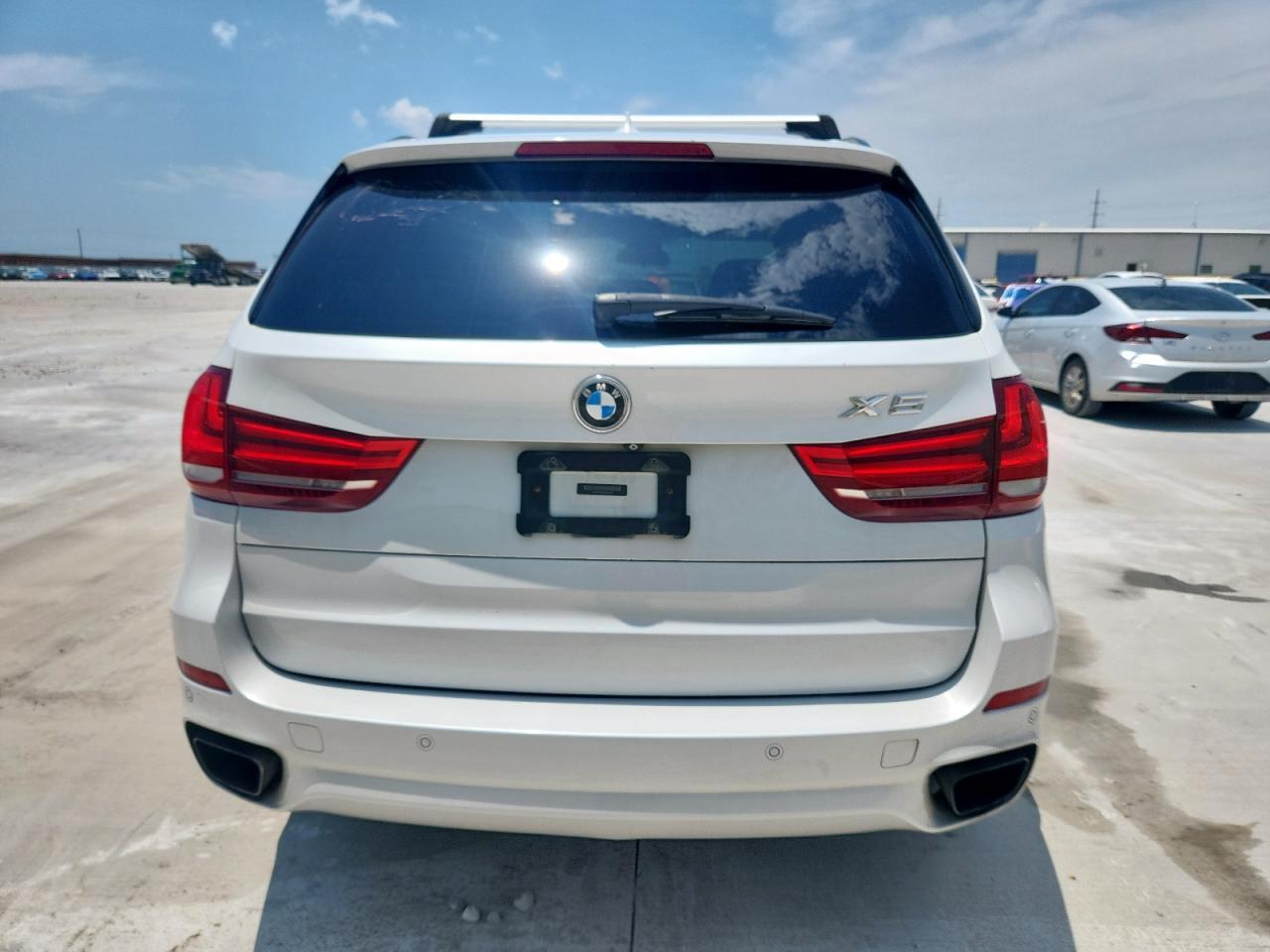 2015 BMW X5 xDrive50I - Image 6