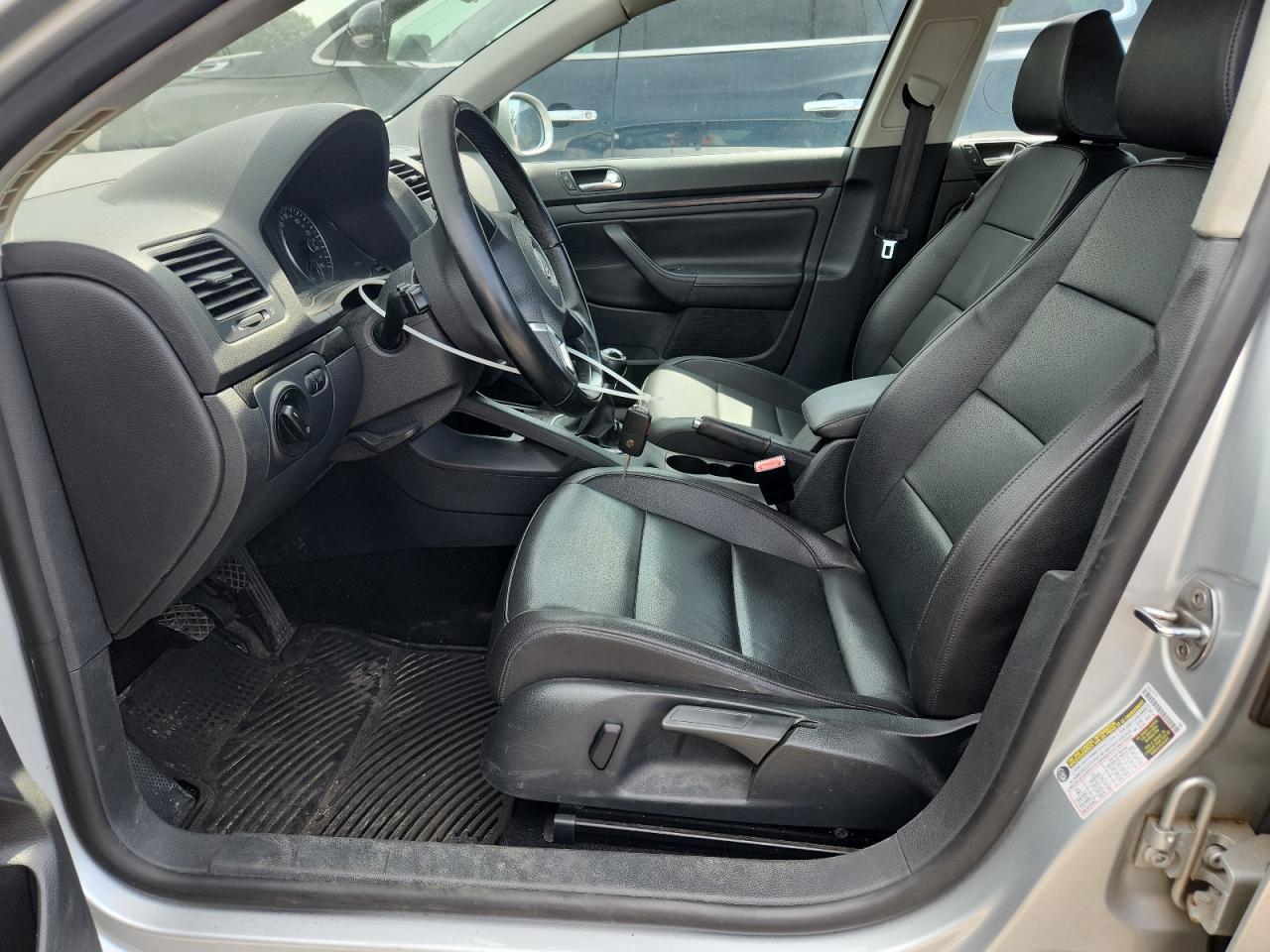 2010 Volkswagen Jetta Wolfsburg - Фото 7