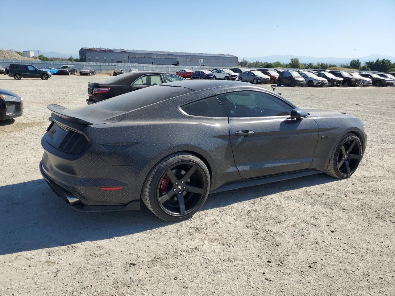 2017 Ford Mustang Gt - Фото 3