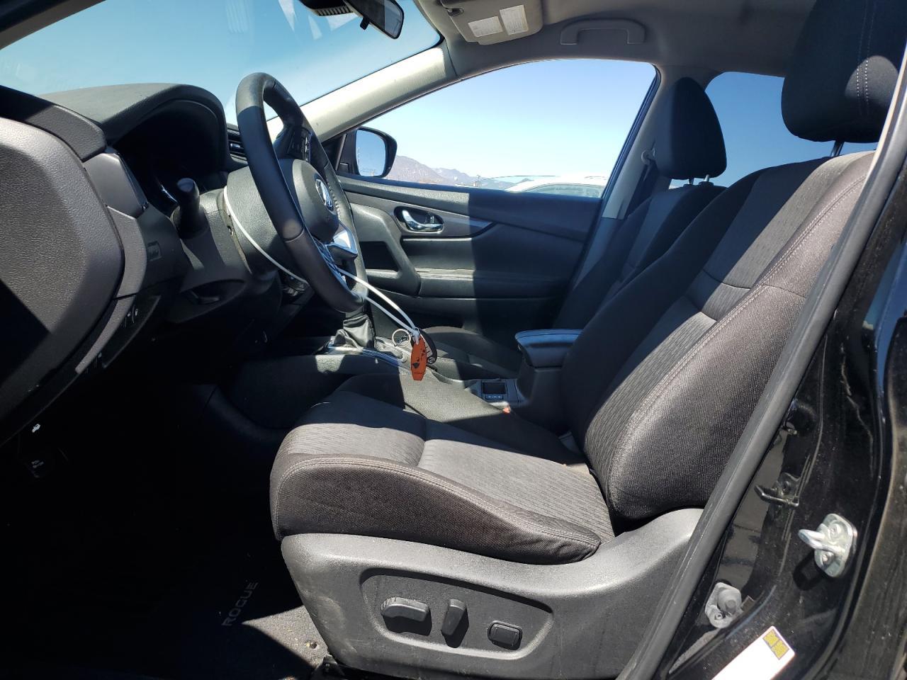 2020 Nissan Rogue S - Фото 7