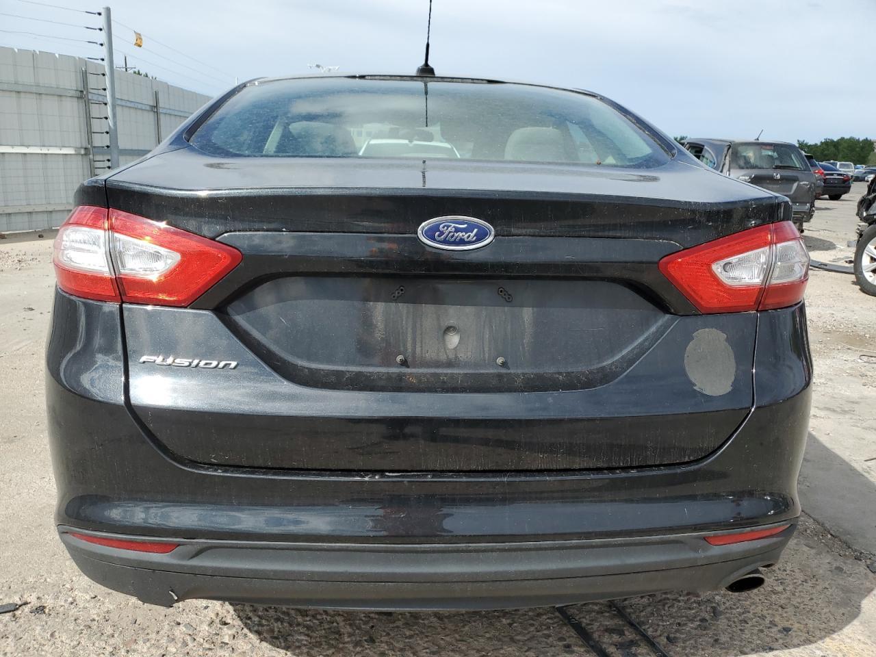 2013 Ford Fusion S - Фото 6