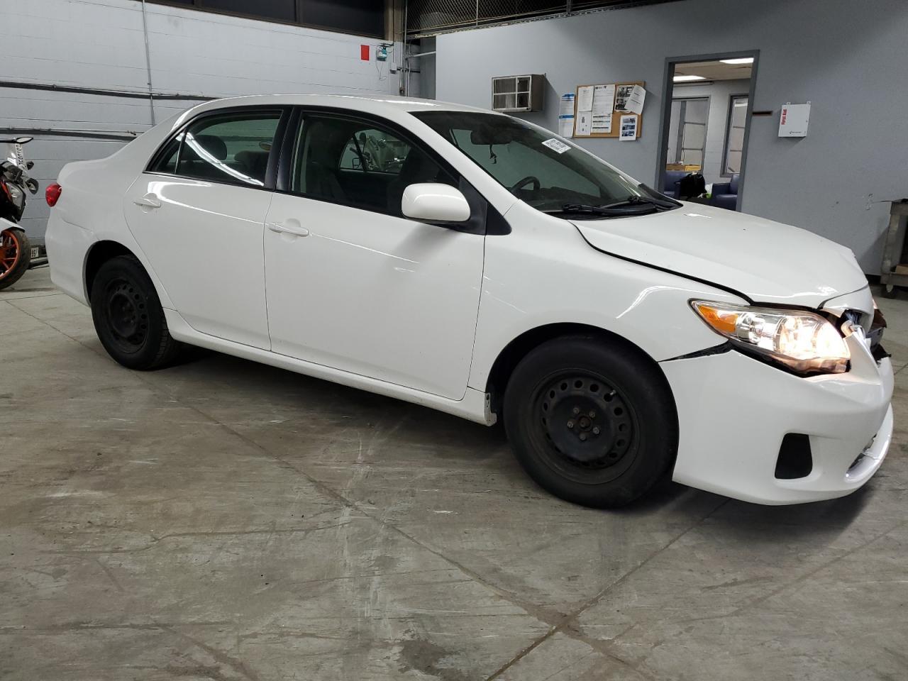 2011 Toyota Corolla Base - Фото 4