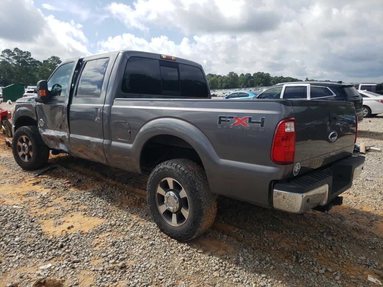 2011 Ford F250 Super Duty - Image 2