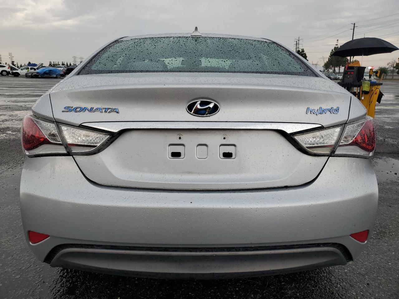 2012 Hyundai Sonata Hybrid - Image 6