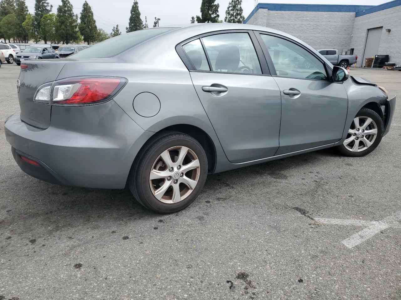 2010 Mazda 3 I - Фото 3