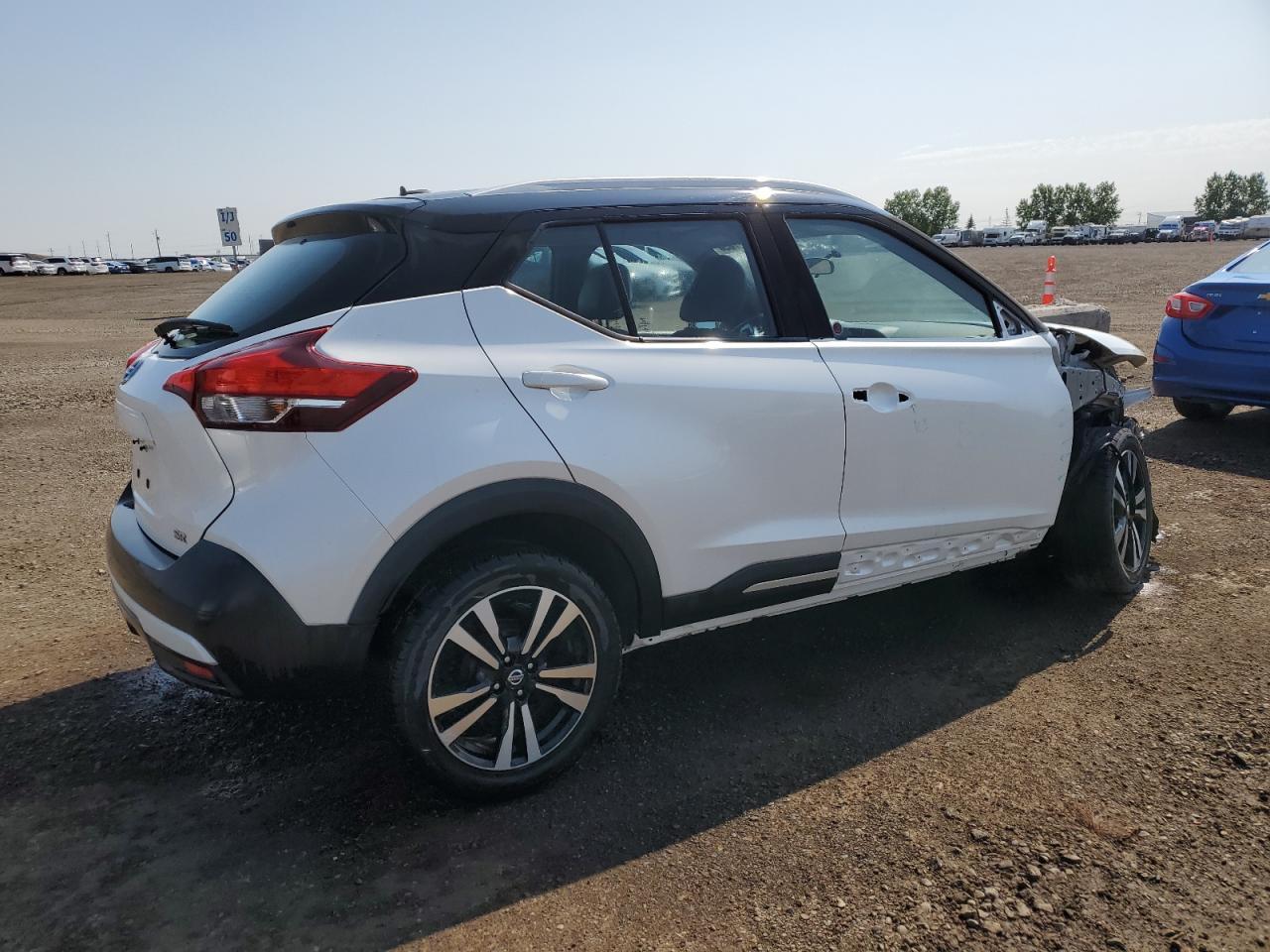 2018 Nissan Kicks S - Image 3