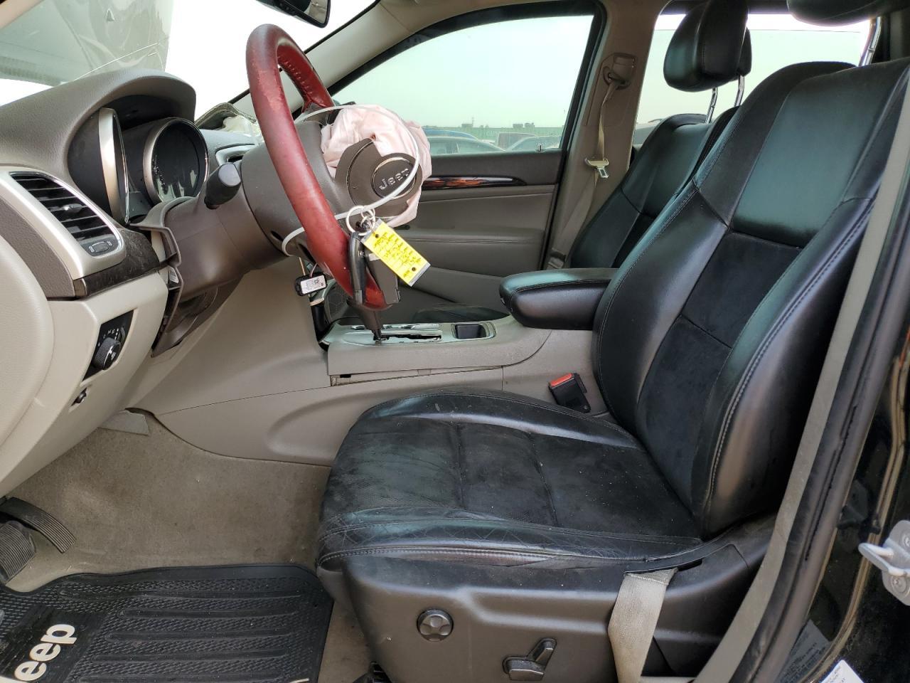 2013 Jeep Grand Cherokee Laredo - Image 7