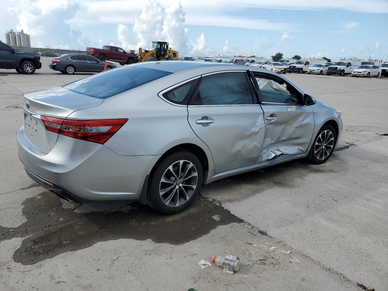 2016 Toyota Avalon Xle - Фото 3