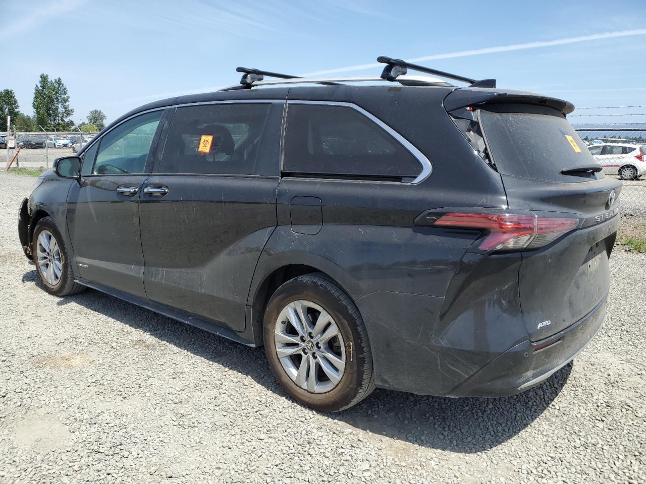 2021 Toyota Sienna Limited - Image 2