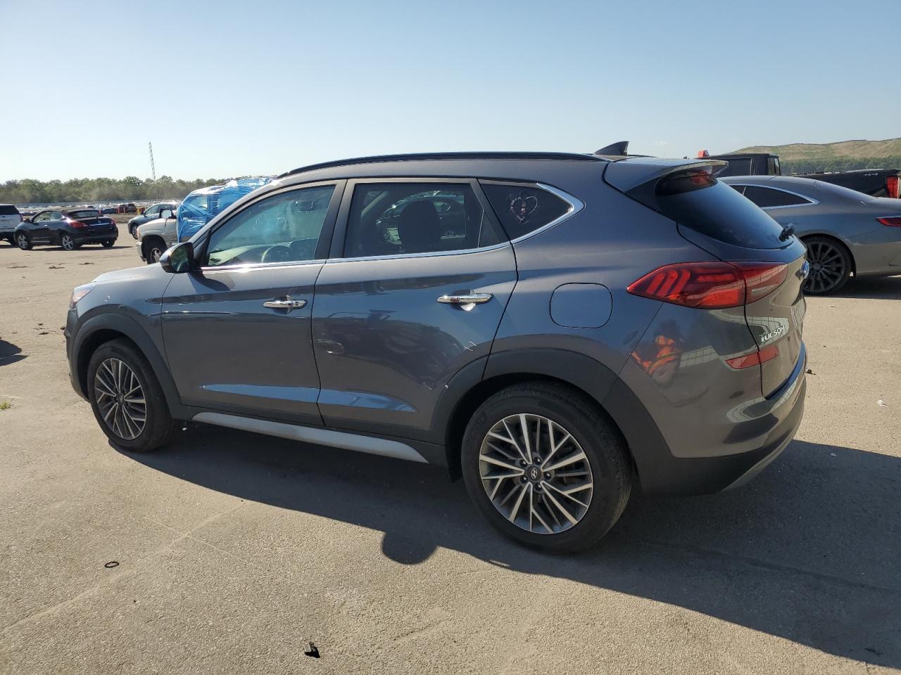 2021 Hyundai Tucson Limited - Фото 2