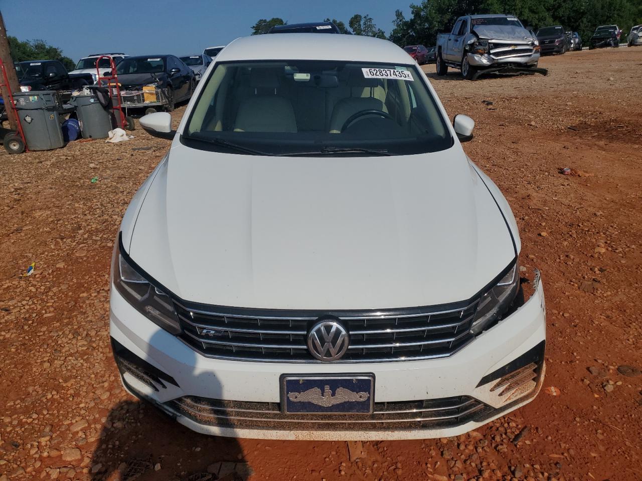 2017 Volkswagen Passat R-Line - Image 5