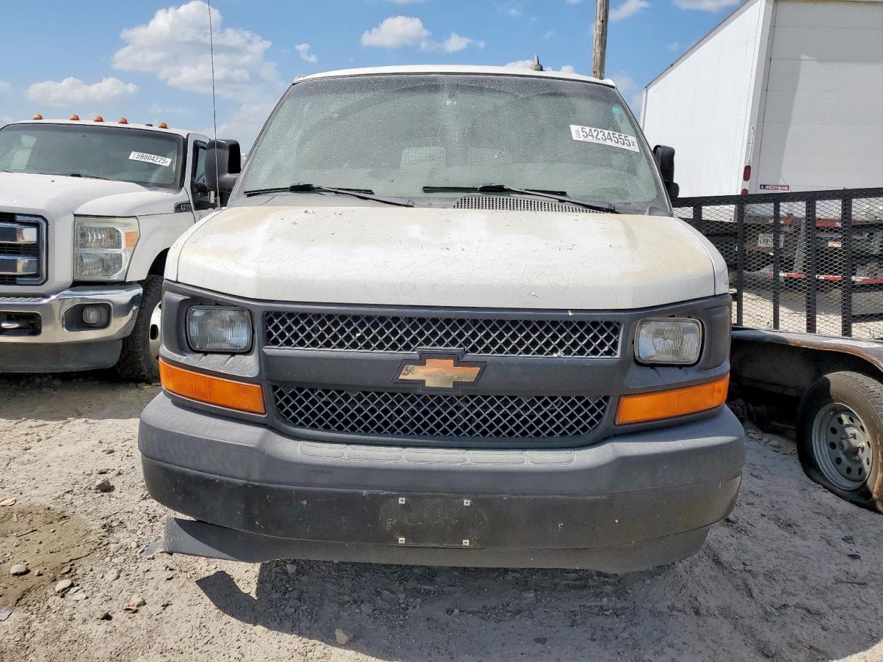 2017 Chevrolet Express G3500 - Фото 5