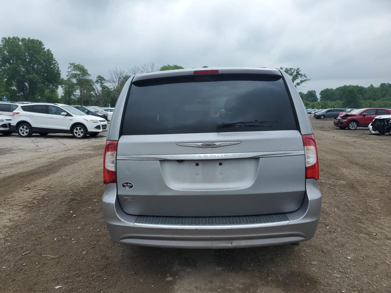 2014 Chrysler Town & Country Touring - Фото 6