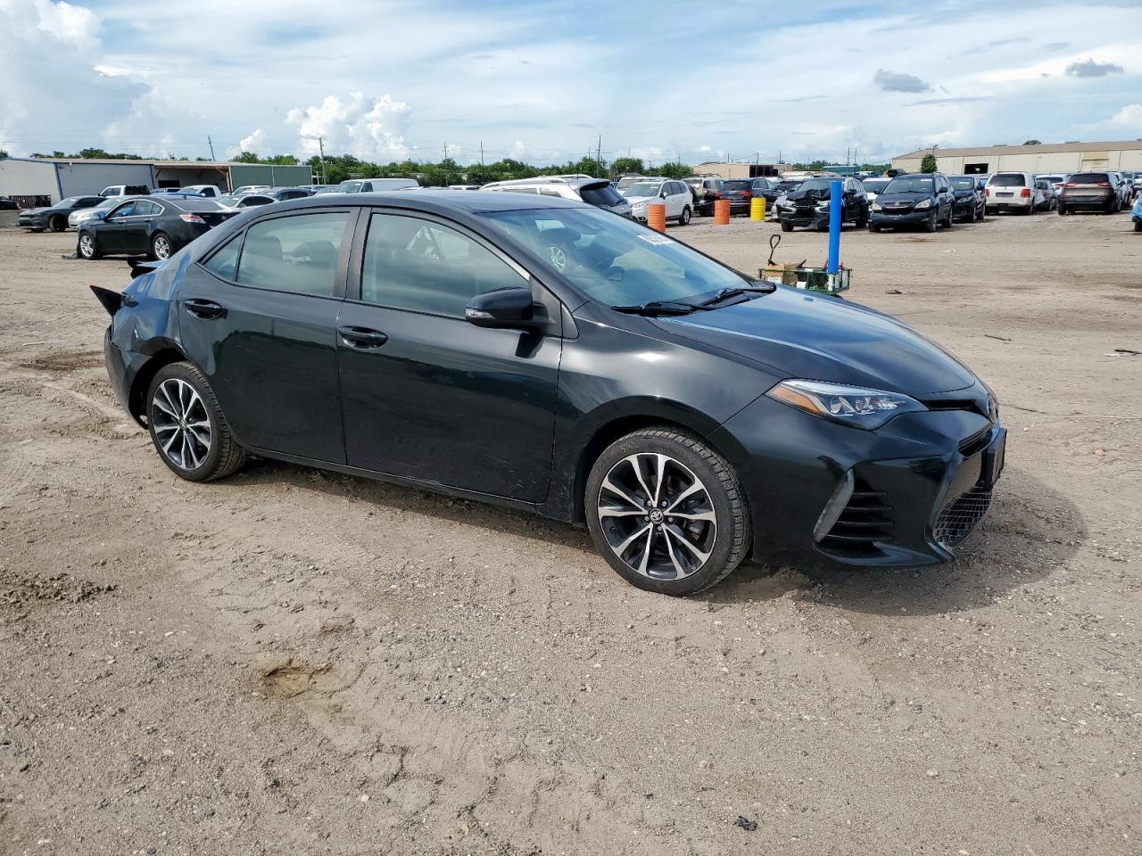 2017 Toyota Corolla L - Image 4