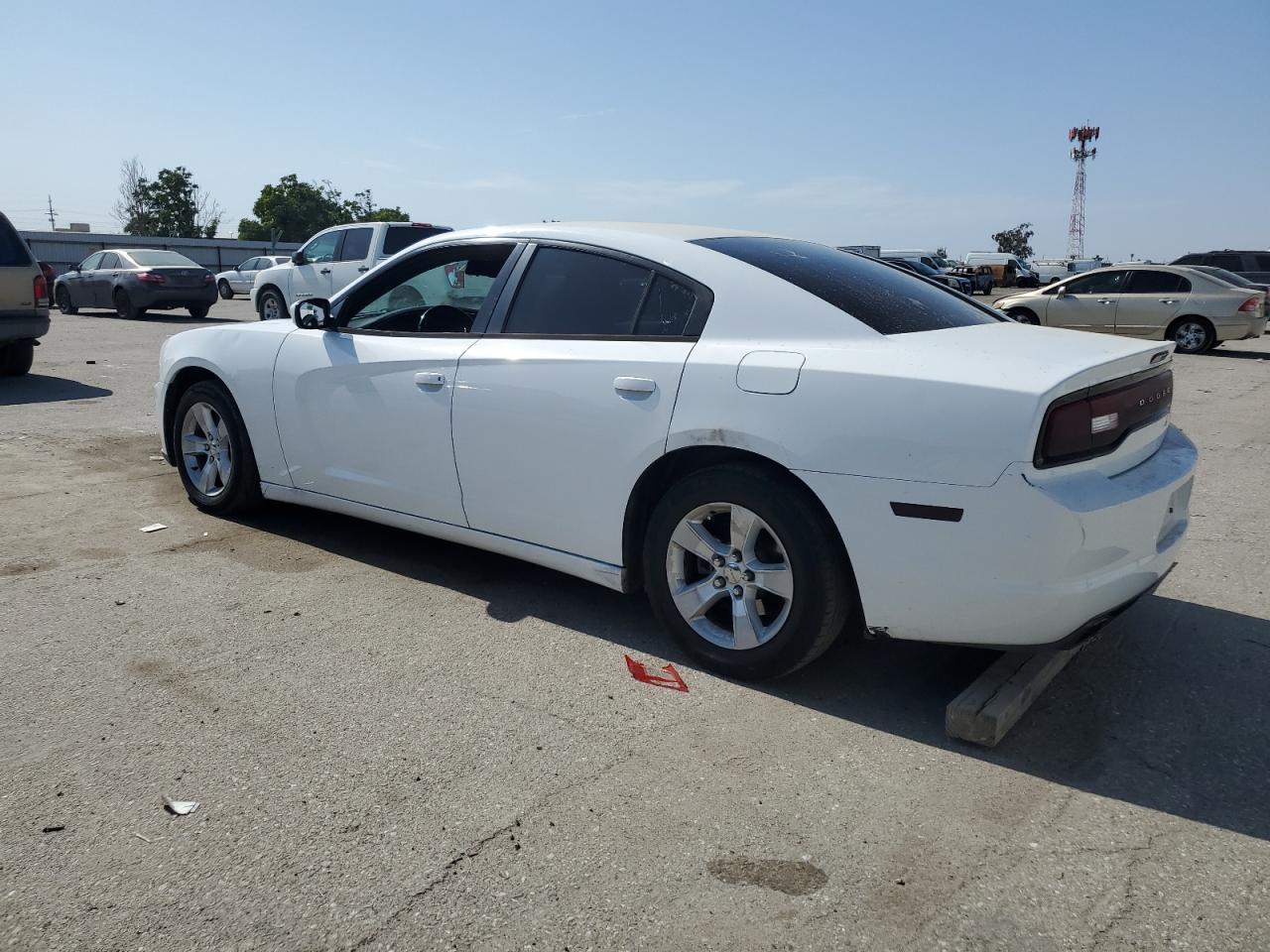 2014 Dodge Charger Se - Image 2
