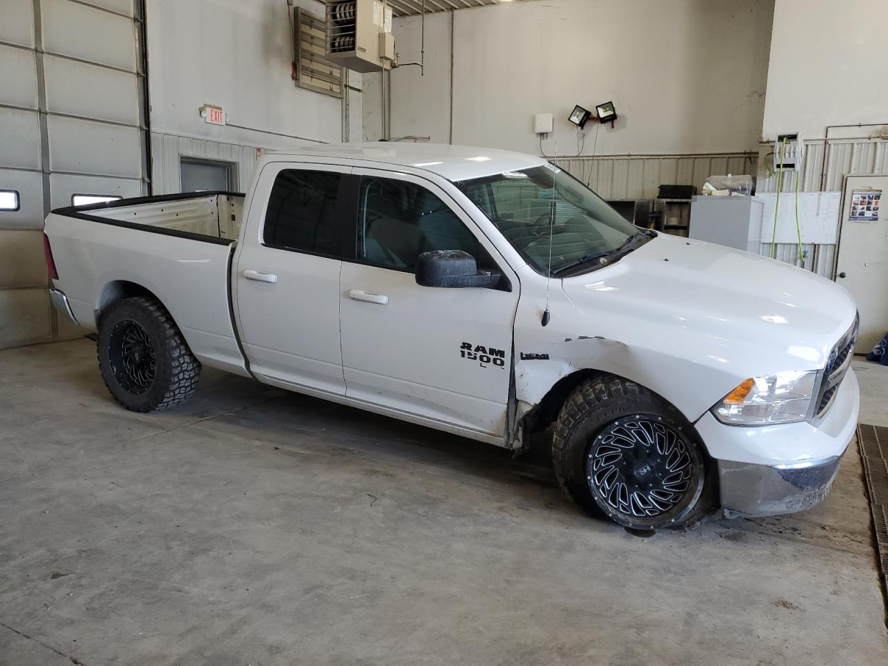 2019 Ram 1500 Classic Slt - Фото 4