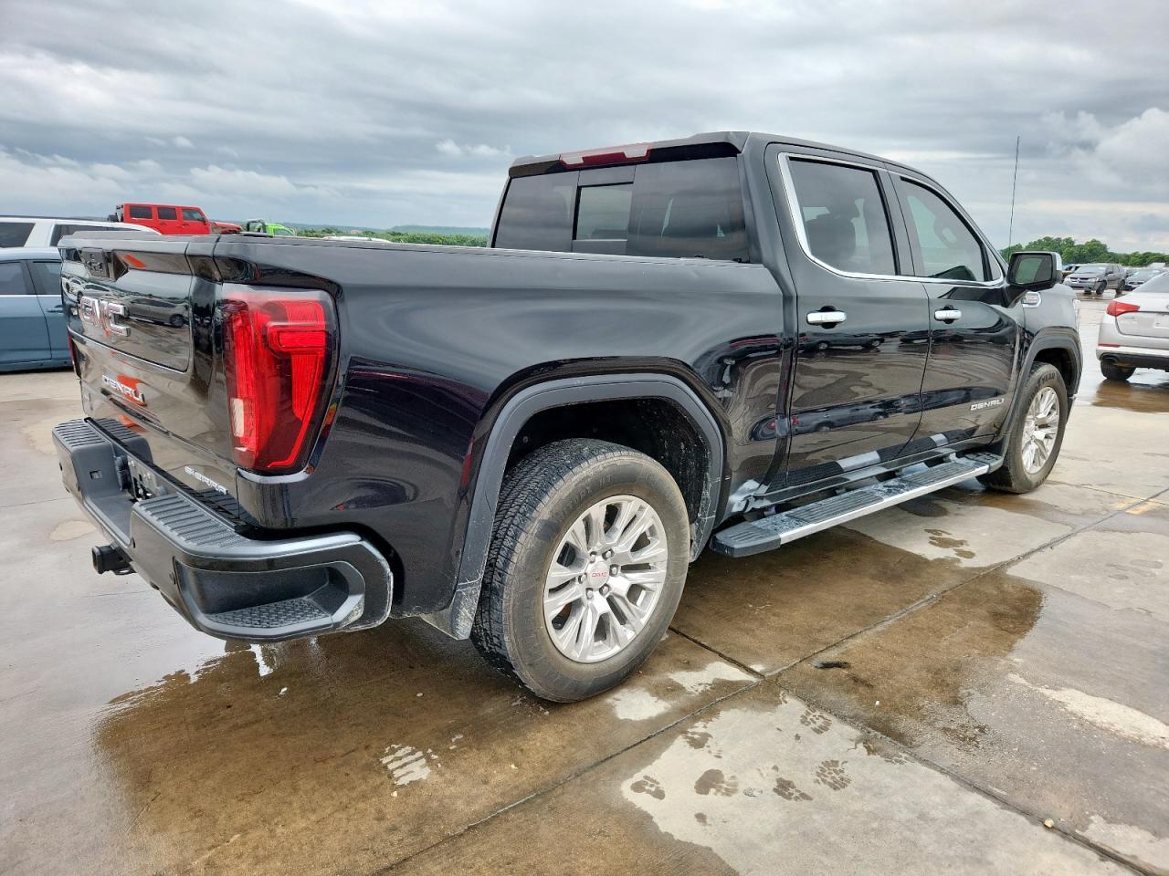 2021 GMC Sierra K1500 Denali - Image 3