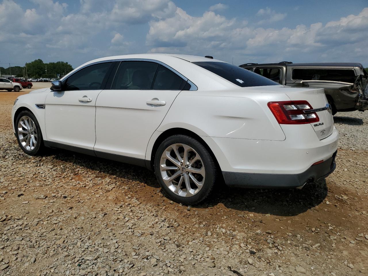 2013 Ford Taurus Limited - Фото 2