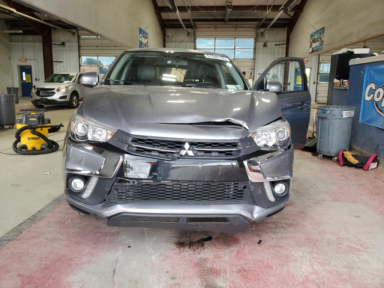 2018 Mitsubishi Outlander Sport Es - Фото 5