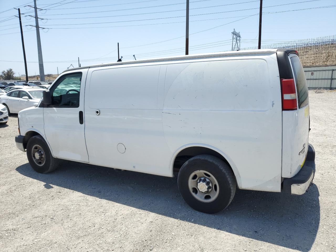2014 Chevrolet Express G2500 - Image 2