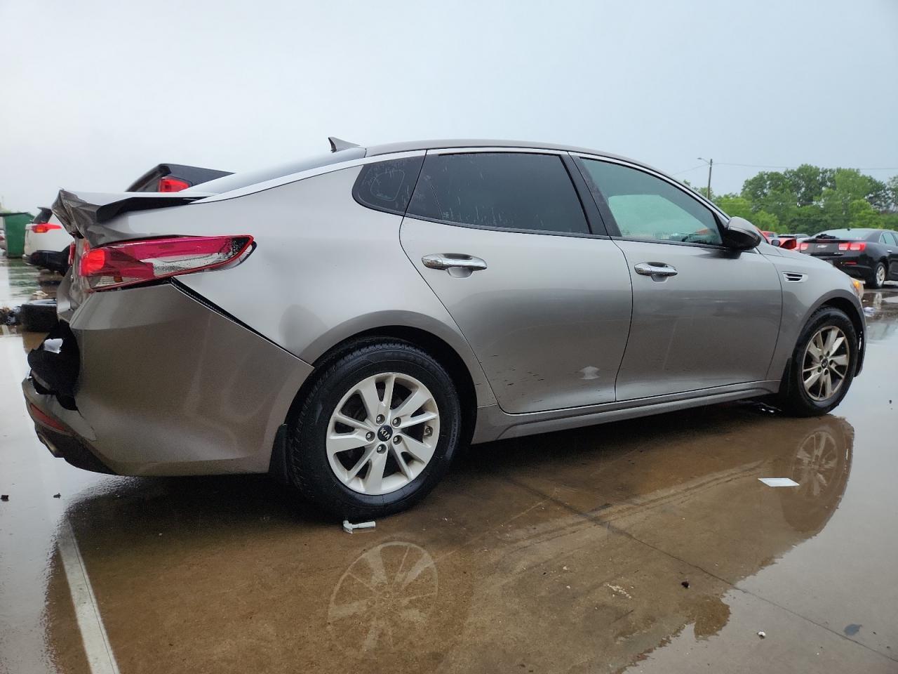 2017 Kia Optima Lx - Фото 3