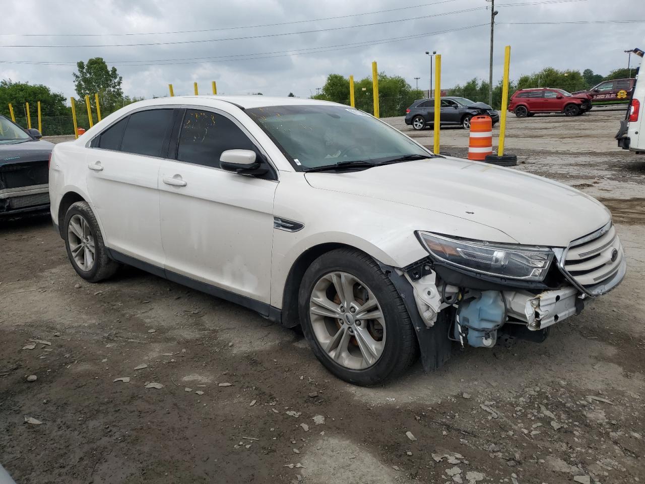 2016 Ford Taurus Sel - Image 4