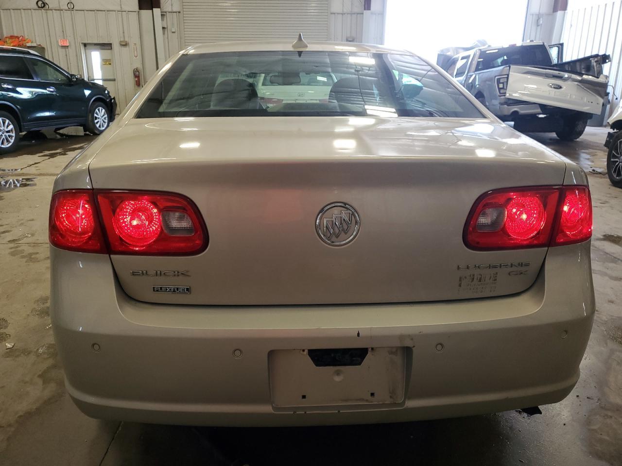2009 Buick Lucerne Cx - Image 6