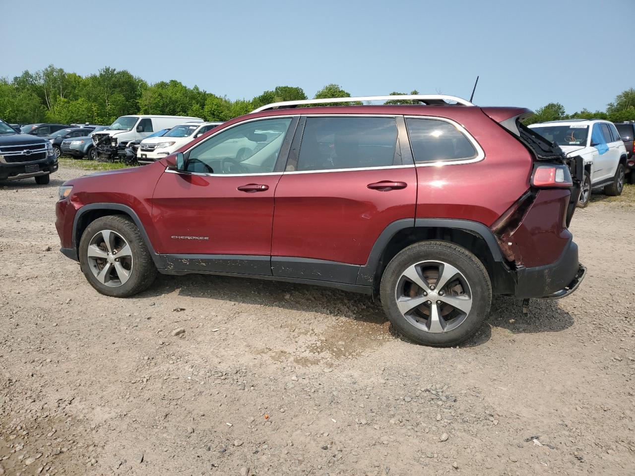 2019 Jeep Cherokee Limited - Image 2